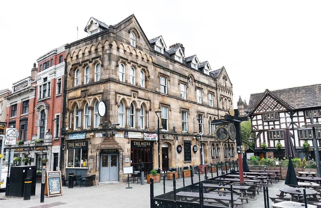 Mitre Hotel Manchester City Centre-1