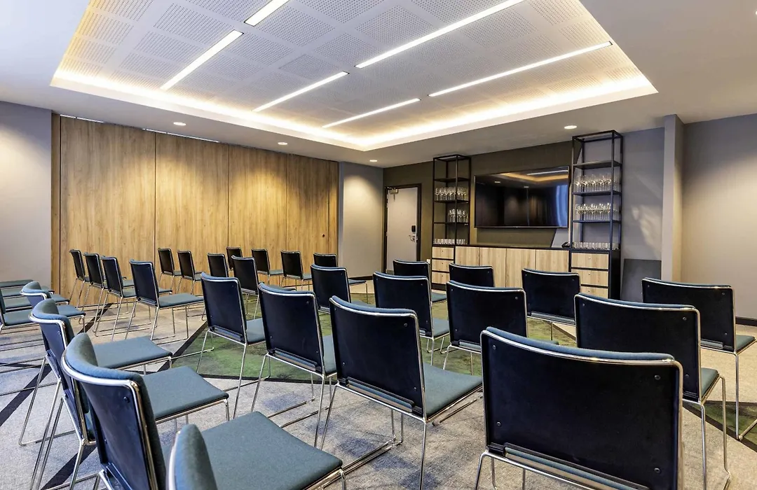Novotel Liverpool Paddington Village-1