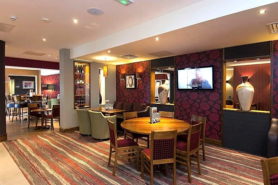 Premier Inn London Stansted Airport-1