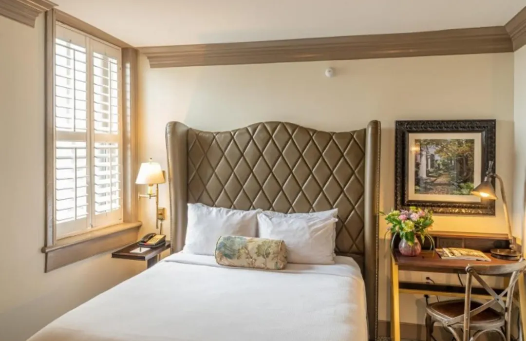 Andrew Pinckney Inn-1