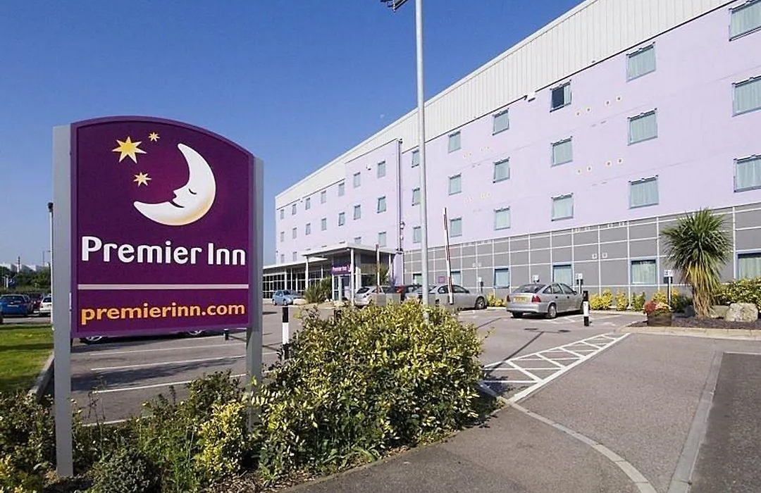Premier Inn Southampton Airport-1