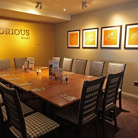 Premier Inn Torquay Seafront-2