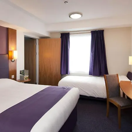 Premier Inn Newcastle Quayside-3