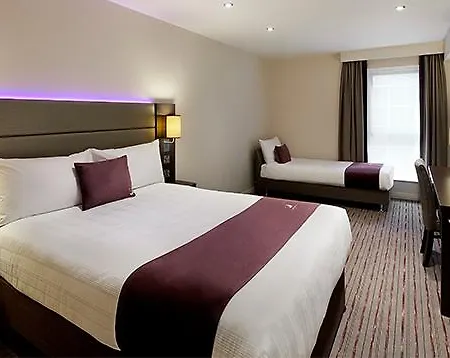 Premier Inn London Tooting-3