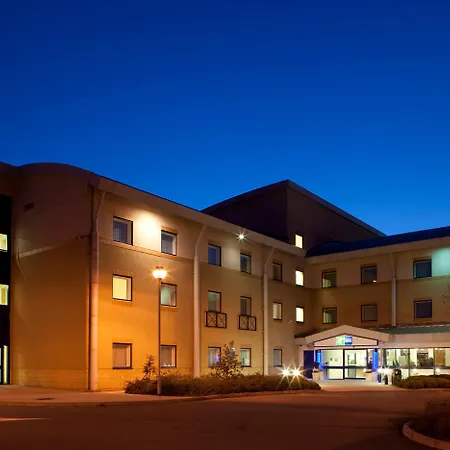 Holiday Inn Express Cardiff Airport, An Ihg Hotel-2