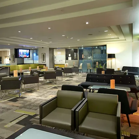 Hilton London Kensington Hotel-3