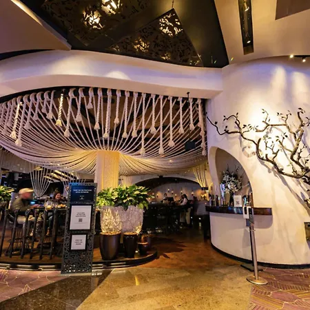 Vdara Hotel Premium Studio Suite * Free Valet Parking-2