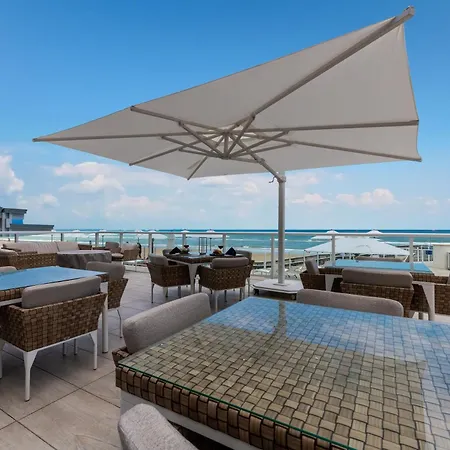 Daytona Grande Oceanfront Resort-2