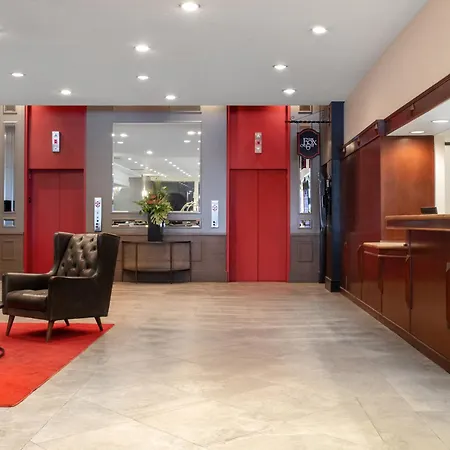 Ramada Plaza By Wyndham Calgary Downtown-2