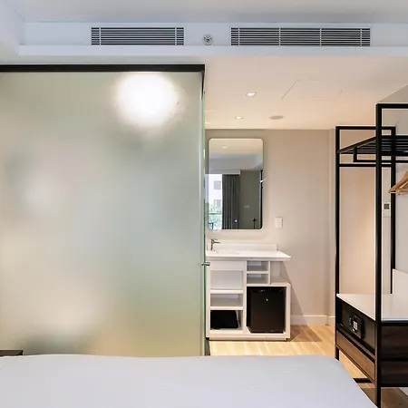 Kith Hotel Darling Harbour-3