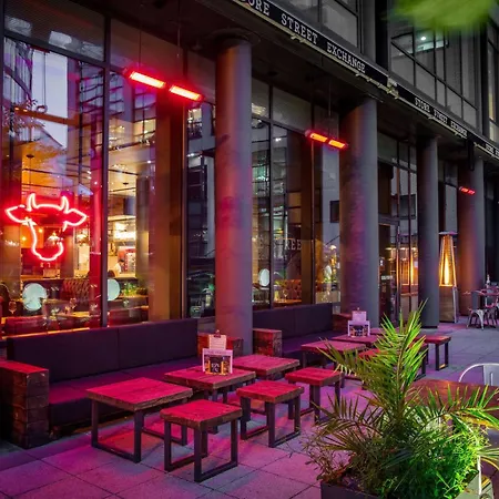 Doubletree By Hilton Manchester Piccadilly-3