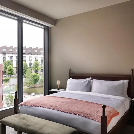 Forth Hotel Atlanta-3