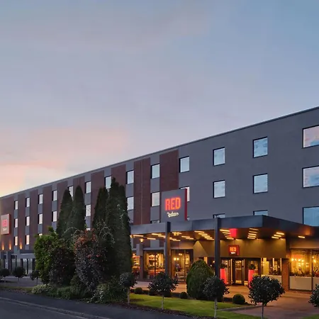 Radisson Red London Gatwick Airport-2