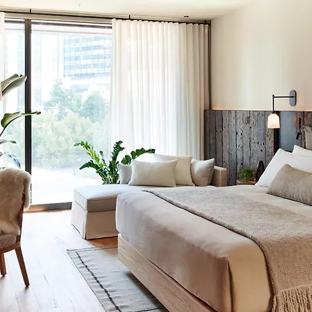 1 Hotel Melbourne-2