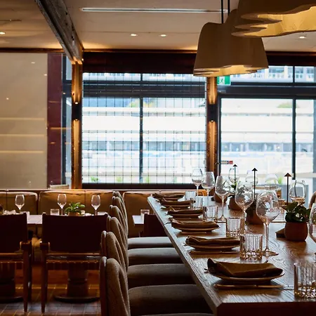 1 Hotel Melbourne-3