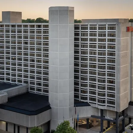 Hilton Arlington National Landing-3