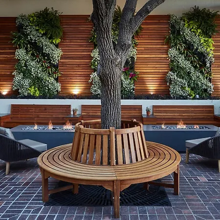 Portola Hotel & Spa-3