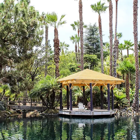 Paradise Point Resort & Spa-2