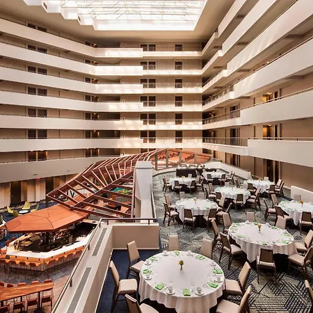 Sheraton Suites Philadelphia Airport-2