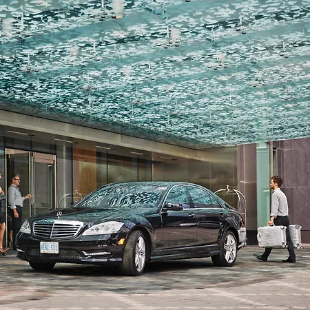 Four Seasons Hotel Toronto-2
