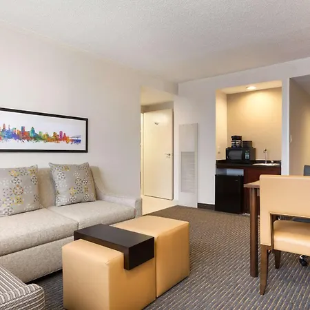 Embassy Suites By Hilton Baltimore At BWI Airport-3