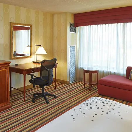Delta Hotels Philadelphia Airport-2