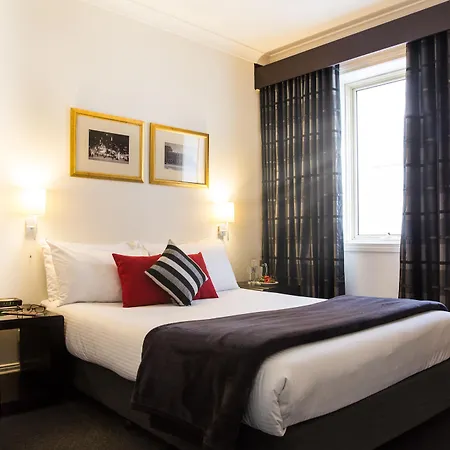 Hotel Collins-2