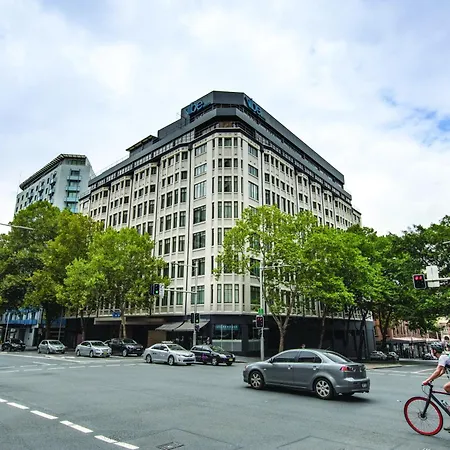 Vibe Hotel Sydney-3