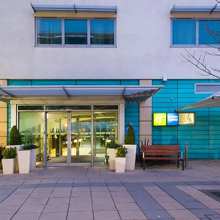 Holiday Inn Express Lincoln City Centre By Ihg-3