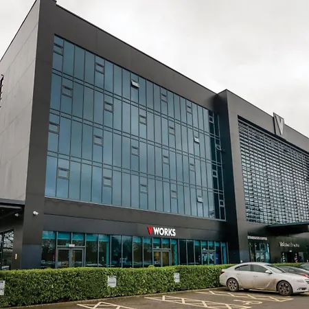 Village Hotel Farnborough-2