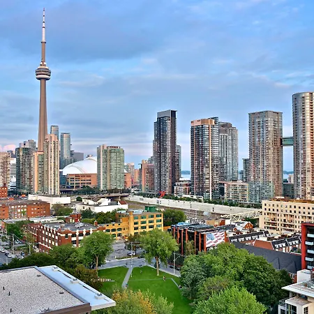 1 Hotel Toronto-2