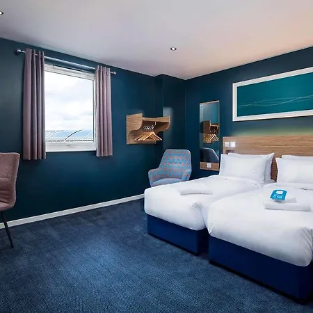 Travelodge Bristol Central Mitchell Lane Hotel-2