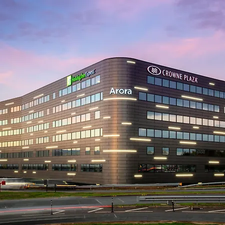 Crowne Plaza London Heathrow T4 By Ihg-2