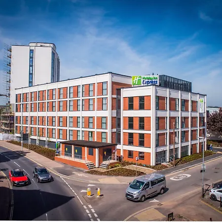 Holiday Inn Express - Exeter - City Centre By Ihg-2