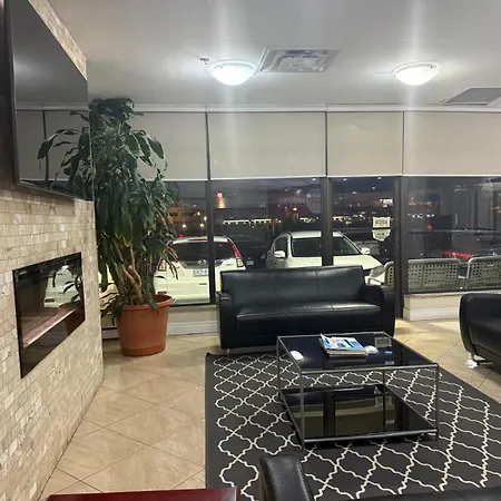 Nu Hotel Toronto Airport-2