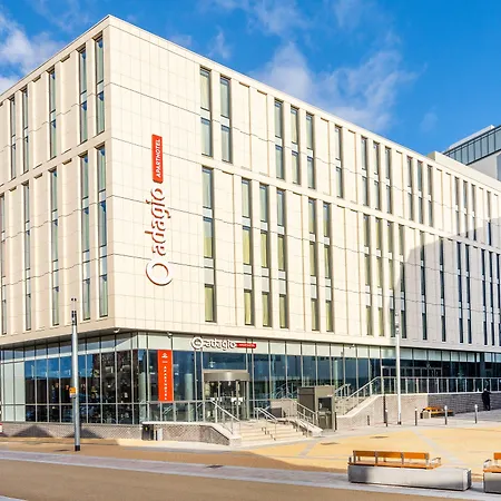 Aparthotel Adagio Leicester-3