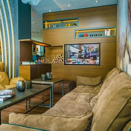 Motel One Manchester-Royal Exchange-2