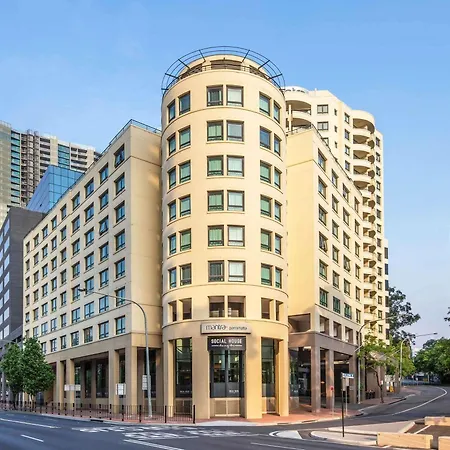 Mantra Parramatta-3