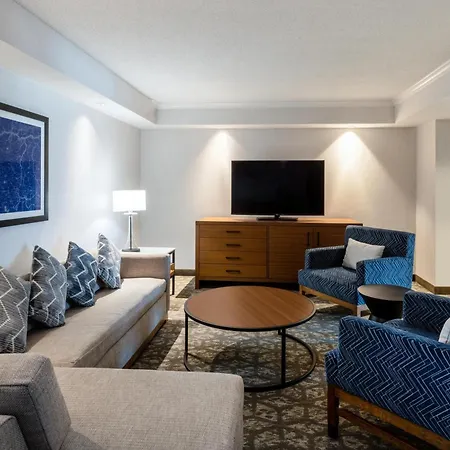 Embassy Suites By Hilton Portland Airport-2