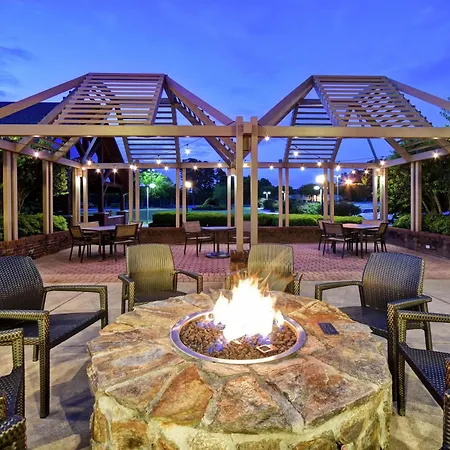 Embassy Suites Greenville Golf Resort & Conference Center-2