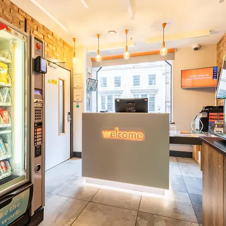 Easyhotel Liverpool-3