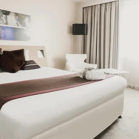 Novotel Liverpool Centre-3
