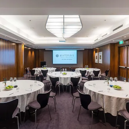 Pullman Quay Grand Sydney Harbour-2