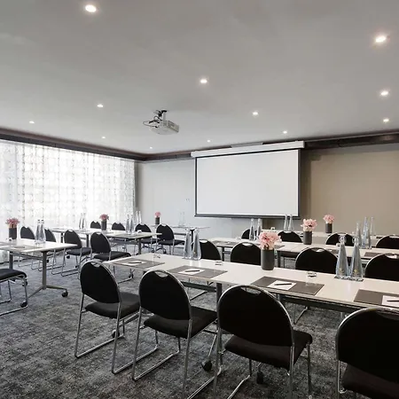 Moevenpick Hotel Auckland-3