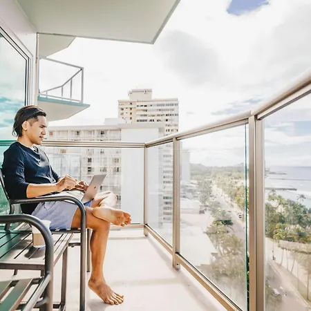 Waikiki Circle Hotel By Castle-2