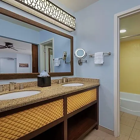 Disney'S Caribbean Beach Resort-2