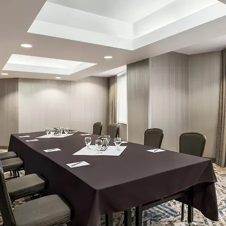 Crowne Plaza Seattle - No Resort Fee - Newly Renovated Ihg Hotel-2