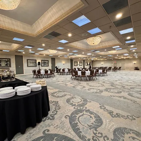 Clayton Plaza Hotel & Extended Stay-2