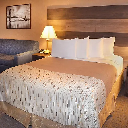 Clarion Hotel Philadelphia International Airport-2