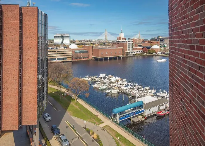 Hotels with ParkingRoyal Sonesta Boston